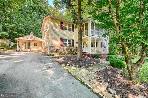 6065 Poplar Rd, SAINT LEONARD, MD, 20685-2545 | Card Image