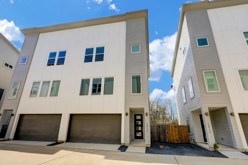 4813 Martin Oaks Lane, Houston, TX, 77018 | Card Image