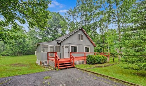 3331 Aspen Rd, Kunkletown, PA, 18058-9345 | Card Image