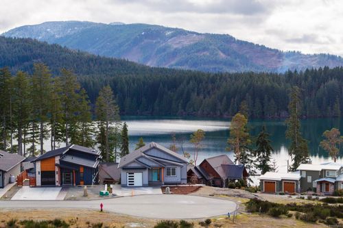 9394 Lakefront Rise, Lake Cowichan, BC, V0R2G1 | Card Image