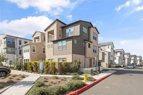 236 Yerba, Irvine, CA, 92618 | Card Image