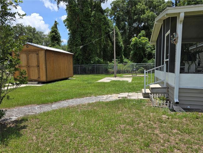 17172 Ne 37 Th Ave, House other with 3 bedrooms, 2 bathrooms and null parking in CITRA FL | Image 92