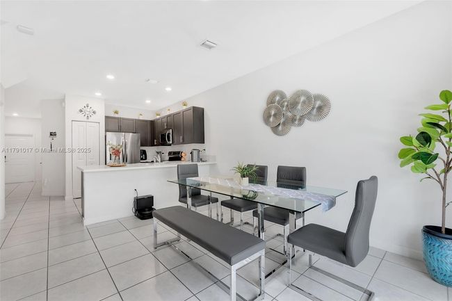 2679 Se 13 Th Ct, Townhouse with 3 bedrooms, 3 bathrooms and null parking in Homestead FL | Image 9