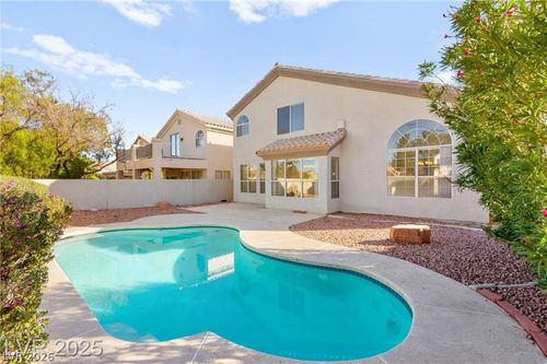 8104 Villa Finestra Dr, Las Vegas, NV, 89128-6970 | Card Image