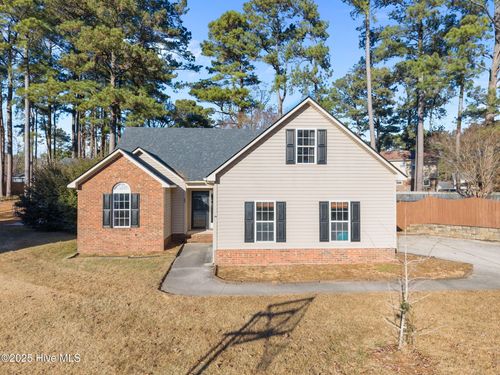 104 Dundee Ct, Jacksonville, NC, 28546-7428 | Card Image
