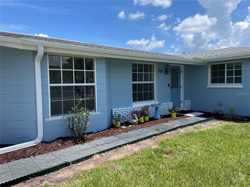 700 Dolphin Pkwy, PUNTA GORDA, FL, 33950-6818 | Card Image