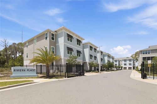 1225 Savona Dr Ne, ST PETERSBURG, FL, 33702-1556 | Card Image