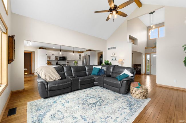 6249 750, House other with 4 bedrooms, 3 bathrooms and null parking in Churubusco IN | Image 15