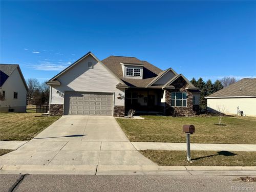 437 Golfside Dr, Lapeer, MI, 48446-7652 | Card Image