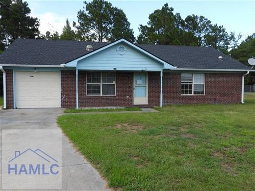1111 Apache Aly, Hinesville, GA, 31313-9145 | Card Image
