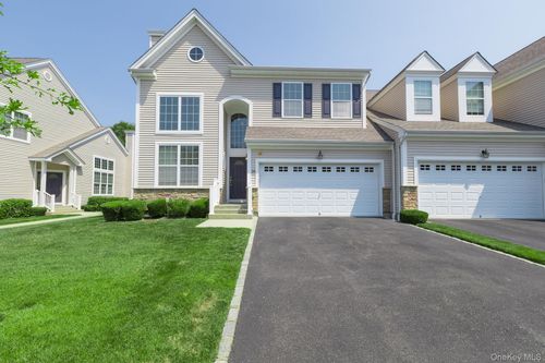 20 Emilie Dr, Center Moriches, NY, 11934-1013 | Card Image