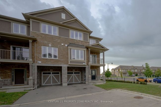 11 Ladybell Lane, House attached with 2 bedrooms, 3 bathrooms and 1 parking in Hannon ON | Image 4