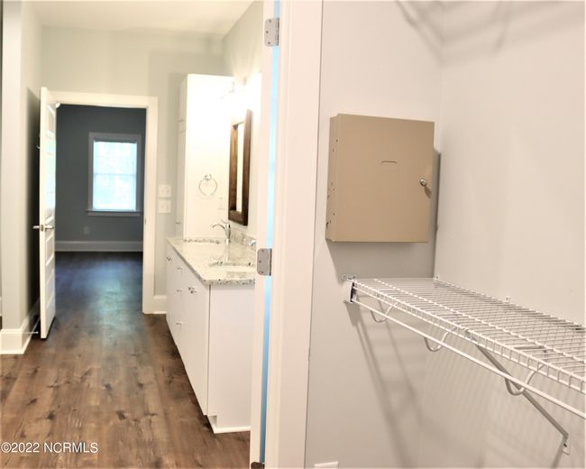 406 S Dennis St, House other with 3 bedrooms, 2 bathrooms and null parking in Enfield NC | Image 12