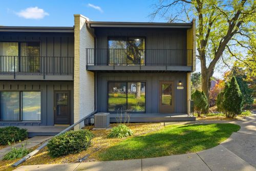 11416 Minnetonka Mills Rd, Minnetonka, MN, 55305-5153 | Card Image