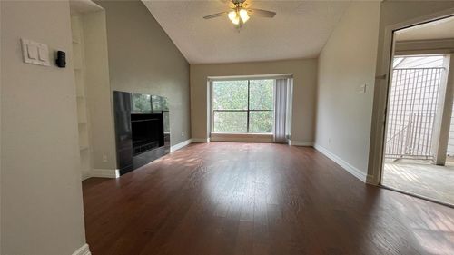 apt-33-6701 Sands Point Dr, Houston, TX, 77074-3746 | Card Image