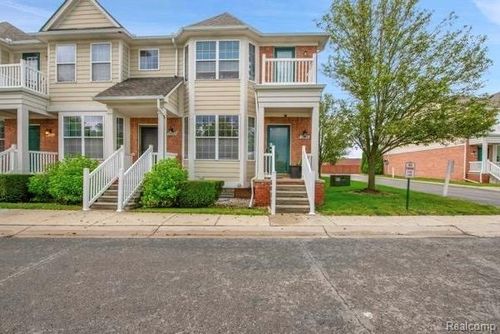 13239 St Ervin Ave, Detroit, MI, 48215-3353 | Card Image