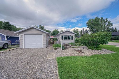 300 Twin Cities Dr, Longview, AB, T0L1H0 | Card Image