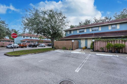 e-1530 Cypress Way E, Palm Springs, FL, 33406-7401 | Card Image
