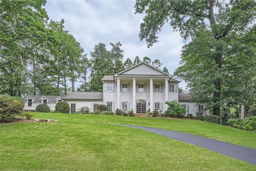 111 Cherry Hill Dr Se, Marietta, GA, 30067-4803 | Card Image