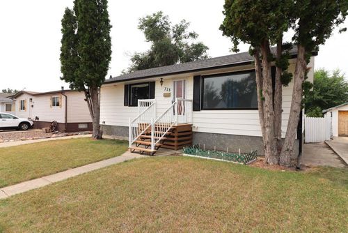328 2nd Street Se, Redcliff, AB, T0J2P0 | Card Image