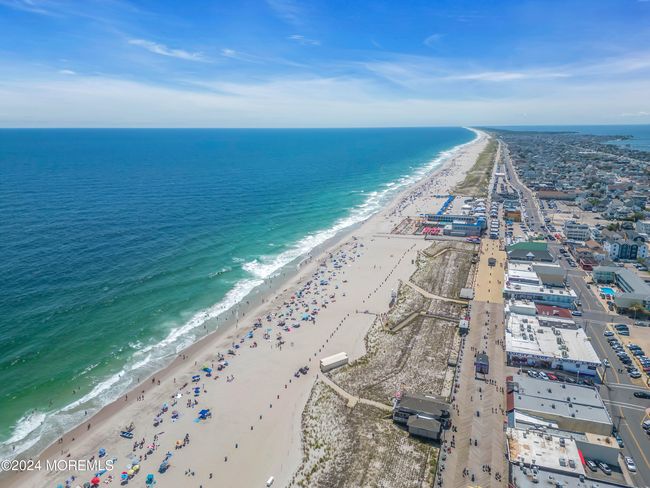 2A - 119 Dupont Ave, Condo with 4 bedrooms, 4 bathrooms and null parking in Seaside Heights NJ | Image 21
