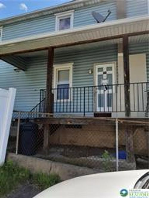 2-812 Walton St, BETHLEHEM, PA, 18018-5122 | Card Image