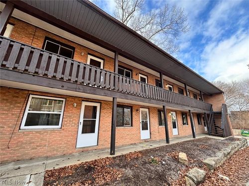 8-519 Crosby St, Akron, OH, 44302-1517 | Card Image