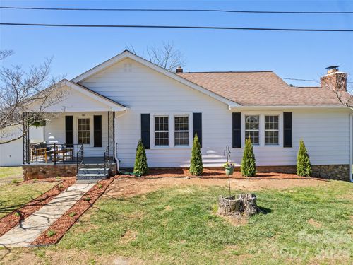 157 Morgan St, Canton, NC, 28716-2161 | Card Image