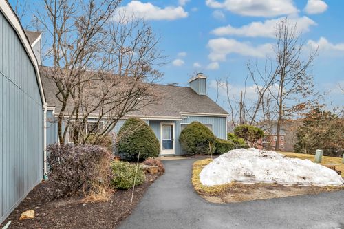 94-94 Black Birch Ct, Shelton, CT, 06484-3873 | Card Image
