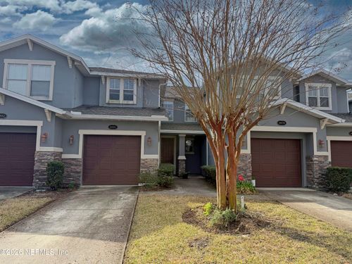 8880 Grassy Bluff Dr, JACKSONVILLE, FL, 32216-4710 | Card Image