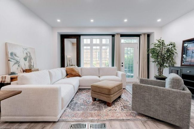 79 Browview Dr, Townhouse with 3 bedrooms, 3 bathrooms and 3 parking in Waterdown ON | Image 18