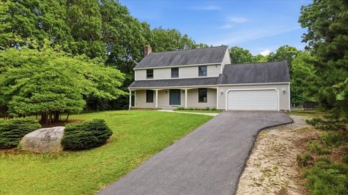 8 Tommys Ln, East Freetown, MA, 02717-1028 | Card Image