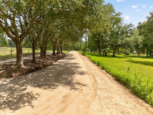 5546 Scruggs Circle, Hahira, GA, 31632 | Card Image