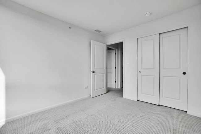 1292 Quadrant Ln, Townhouse with 3 bedrooms, 3 bathrooms and 2 parking in Schaumburg IL | Image 22