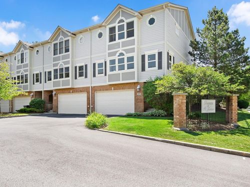 771 W Kristen Ct, Palatine, IL, 60067-5907 | Card Image