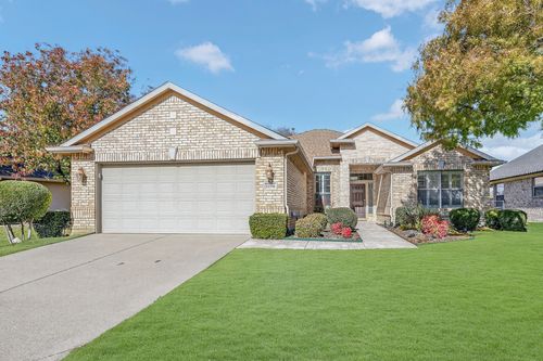 11316 Southerland Dr, Denton, TX, 76207-8692 | Card Image