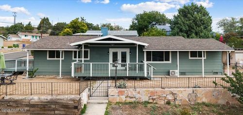 1815 Northside Dr, Prescott, AZ, 86301-1127 | Card Image