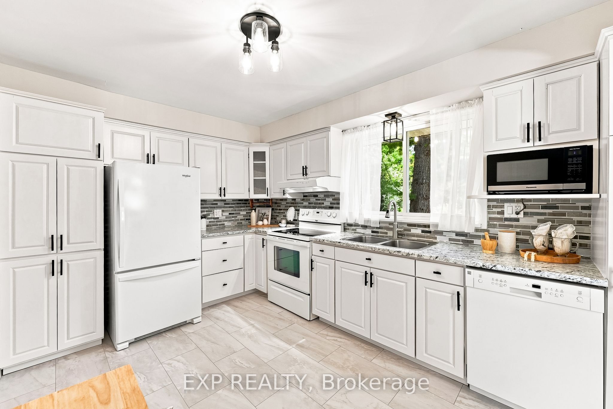 Residential in Kawartha Lakes