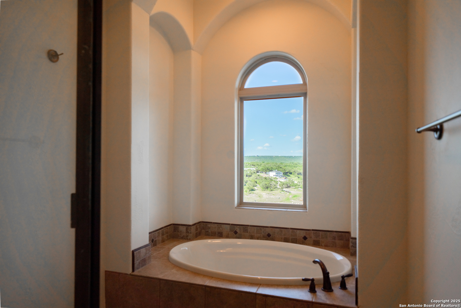 Residential Lease in Jonestown 2
