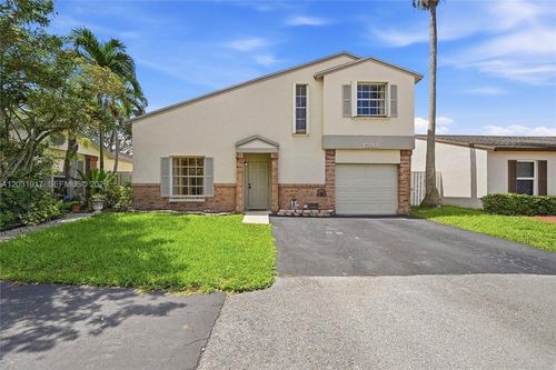 13760 Cumberland Pl, Davie, FL, 33325-1230 | Card Image