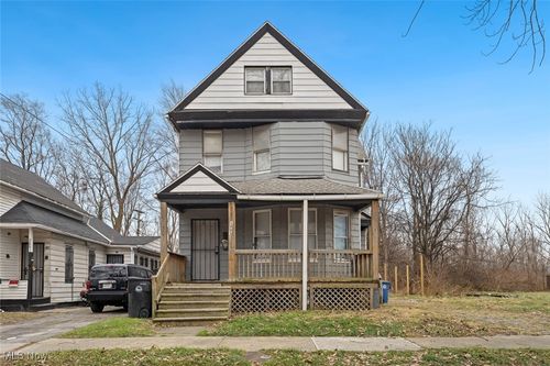 2893 E 64th St, Cleveland, OH, 44127-1327 | Card Image
