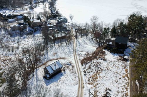 82 Bartletts Way, Colchester, VT, 05446-7593 | Card Image