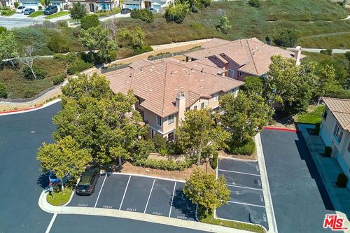 28058 Dickason Dr, Valencia, CA, 91354-1202 | Card Image