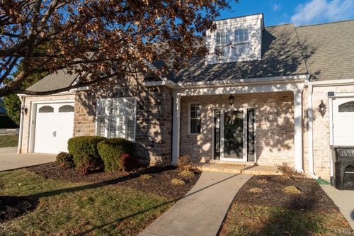 1384 Helmsdale Dr, Forest, VA, 24551-4839 | Card Image