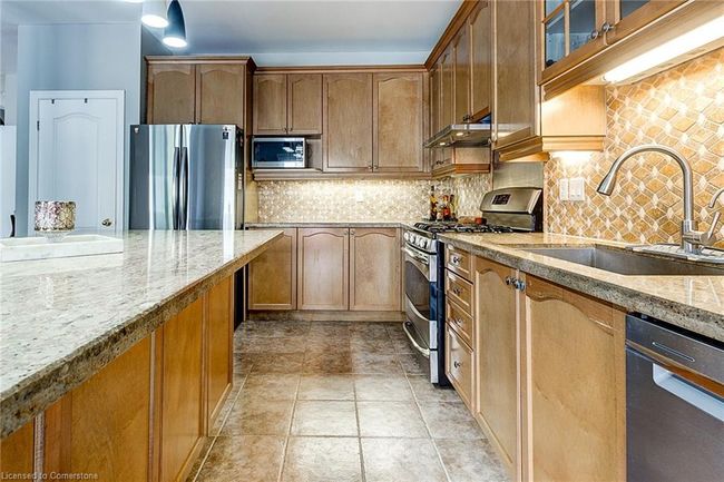 185 Palacebeach Trail, House other with 4 bedrooms, 3 bathrooms and 4 parking in Stoney Creek ON | Image 25