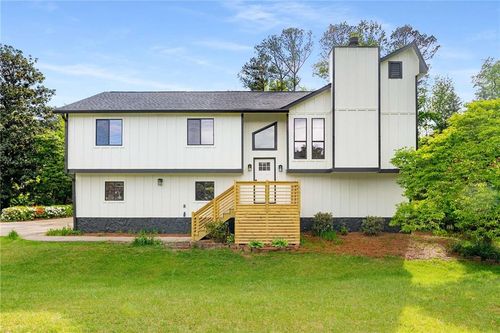 3152 Normandy Cir Ne, Marietta, GA, 30062-5323 | Card Image