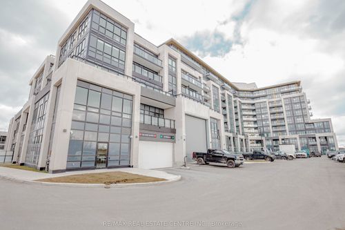lph8-405 Dundas St W, Oakville, ON, L6M5P9 | Card Image