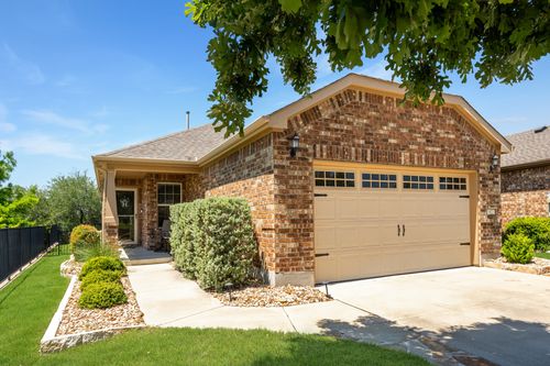 822 Hamilton Ln, Georgetown, TX, 78633-2124 | Card Image