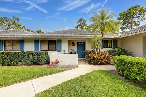 526 Club Dr, Palm Beach Gardens, FL, 33418-7078 | Card Image