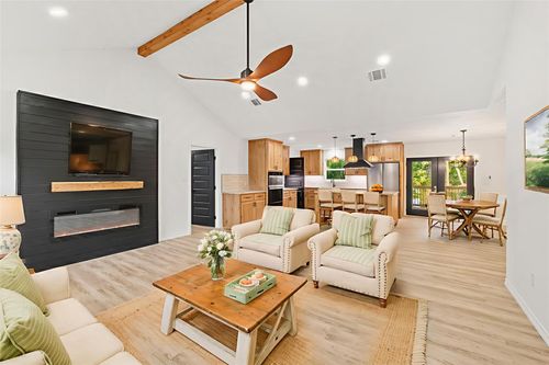 90 Coolcrest Dr, Pointblank, TX, 77364-7244 | Card Image